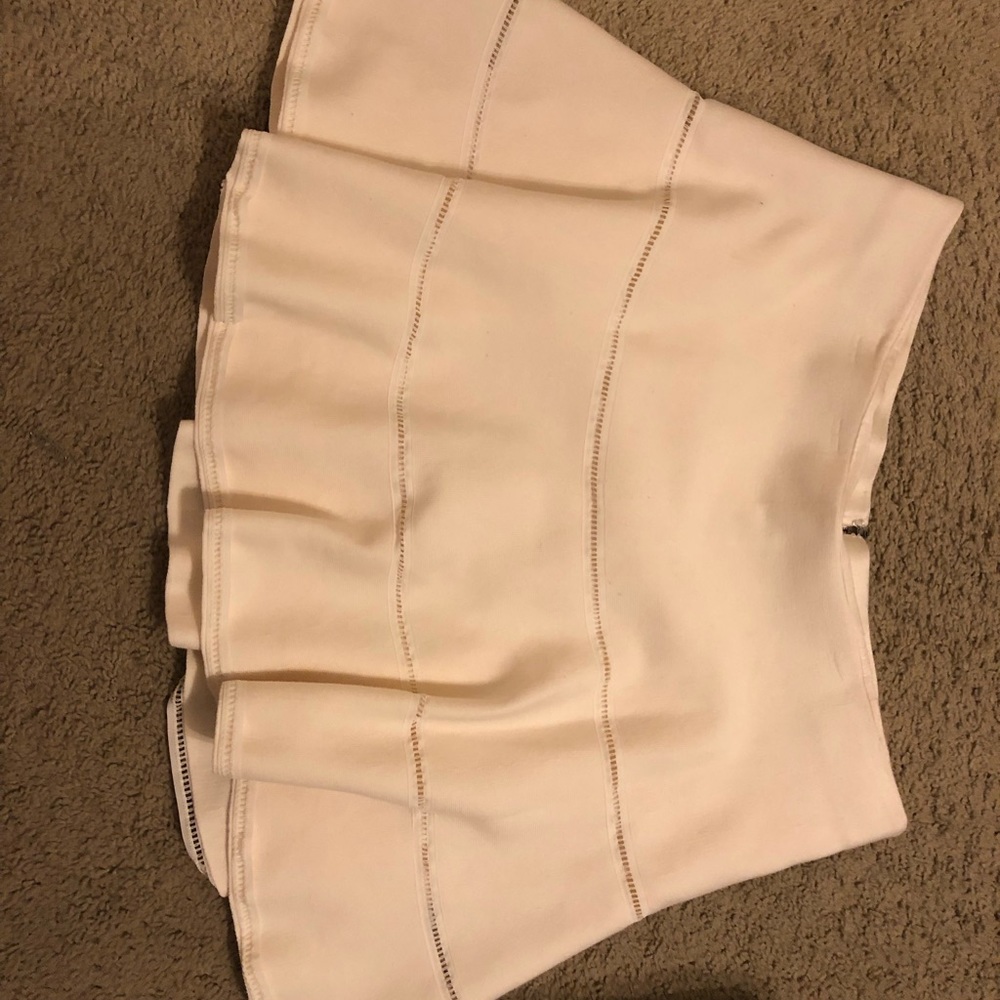 Torrid off white skirt size 3.